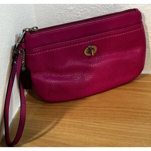 Coach Park Leather Medium Wristlet in Bright Magenta, Pre-Owned